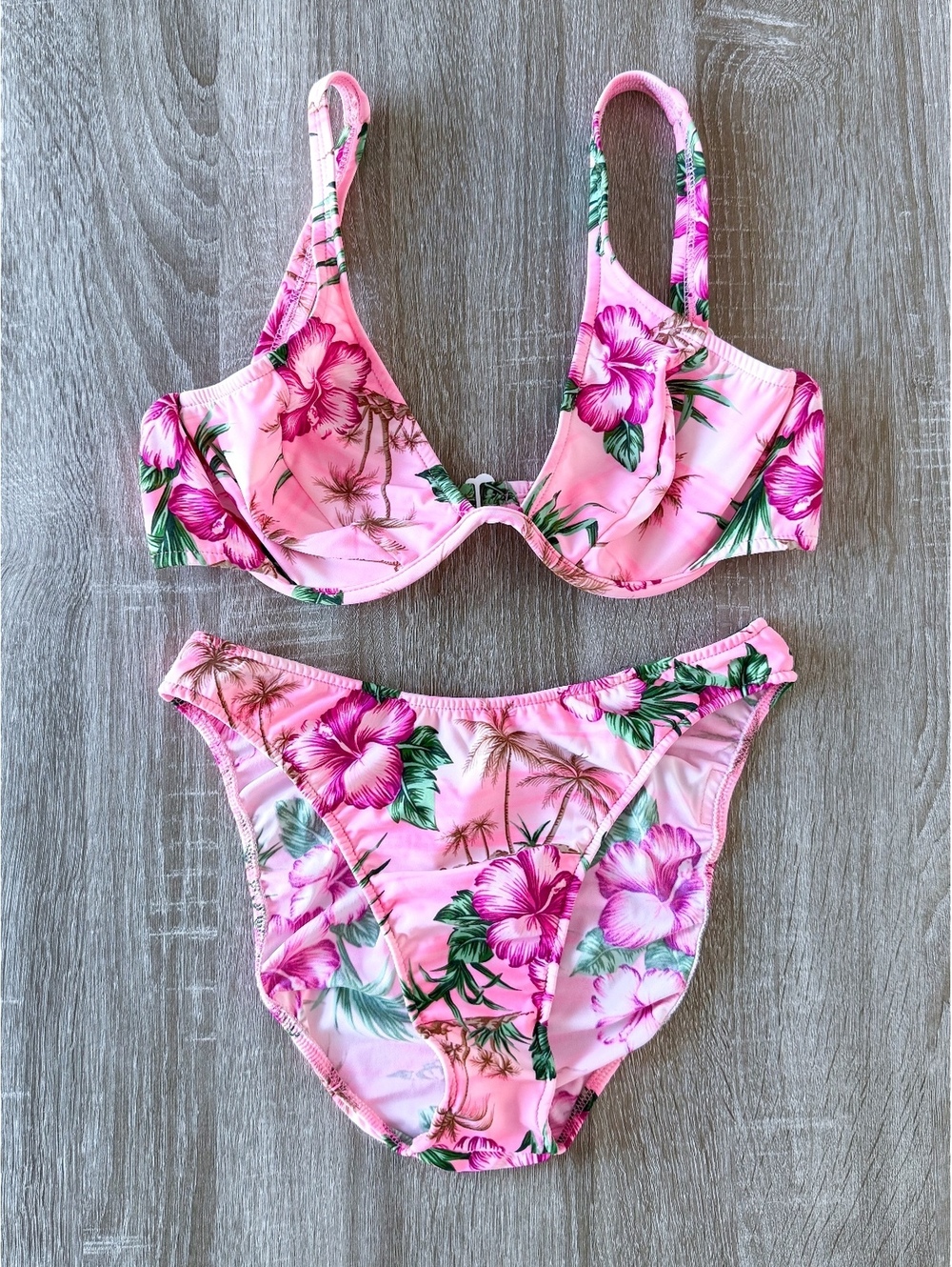Venus VTG Y2K Floral Underwire Two Piece Bikini Set Made in USA Pink Tropical